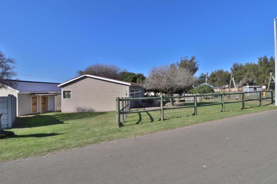 3 Bedroom Property for Sale in Hartenbos Central Western Cape